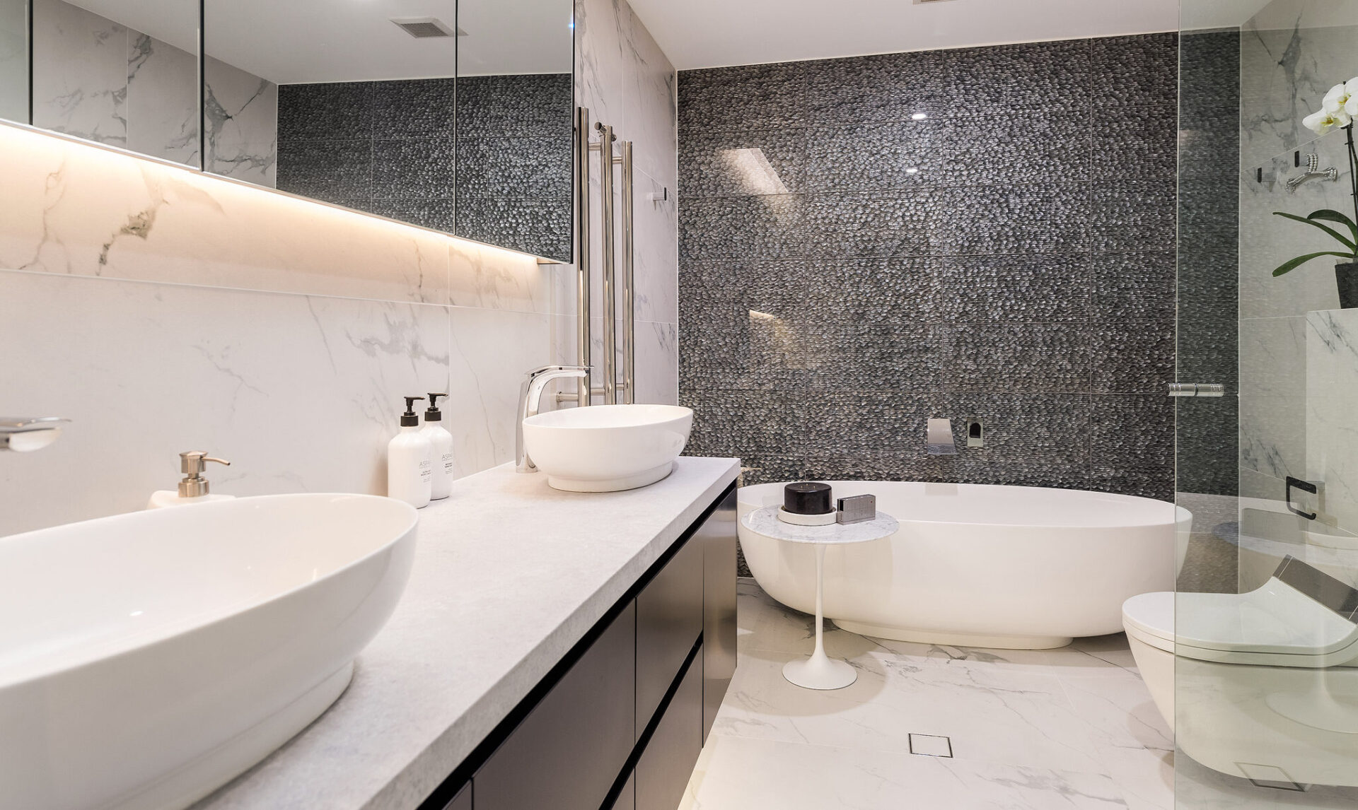 Choose Inhaus Living for a Beautiful and Functional New Bathroom