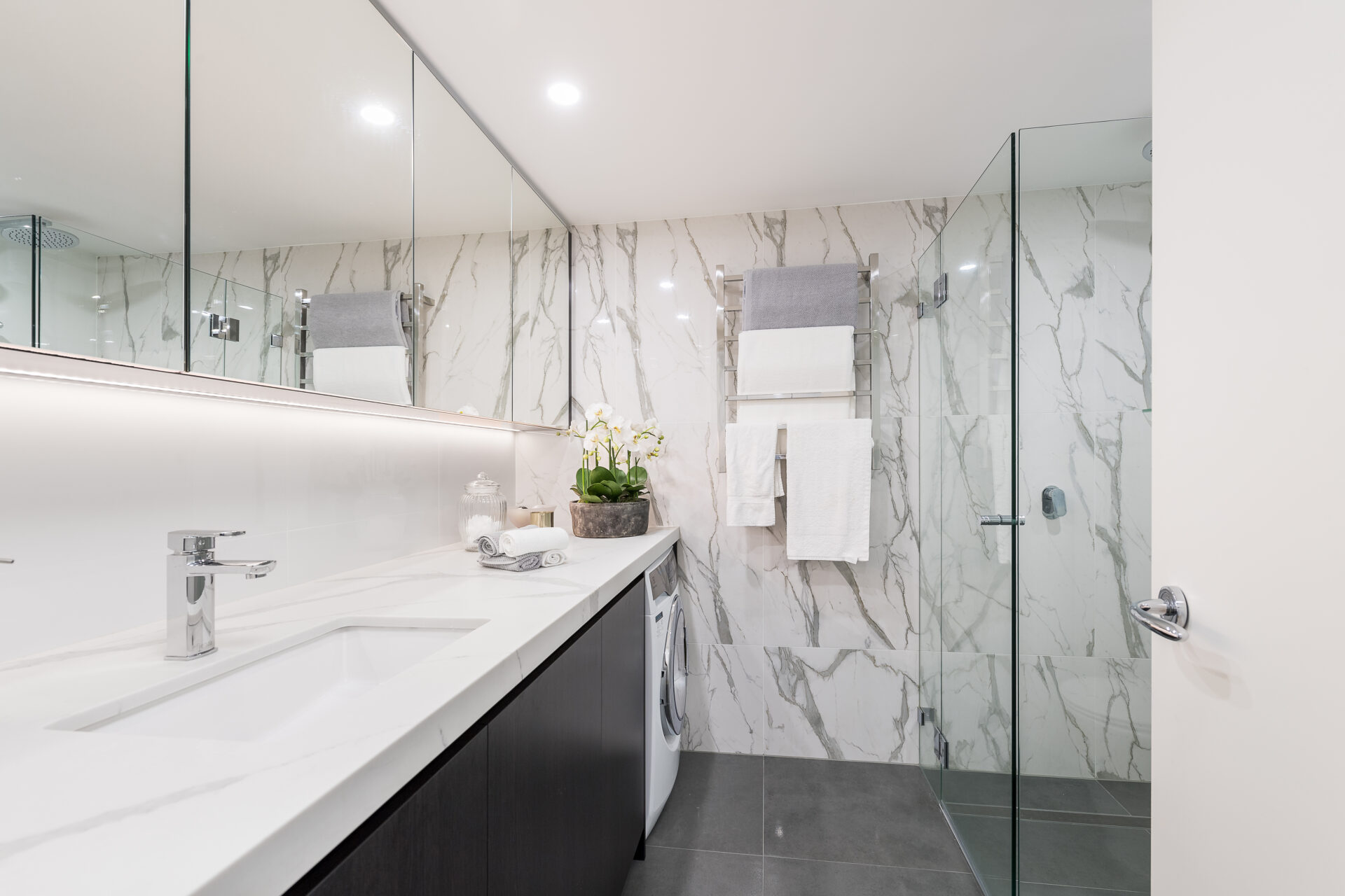 Inhaus Living - Luxury bathroom remodeling Sydney, NSW